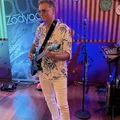 Jérémy Guitariste Groupe ZODYAC Eté 2026