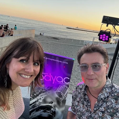 Zodyac Retro cocktail Jérémy et Betty Chanteur Chanteuse Saxophoniste